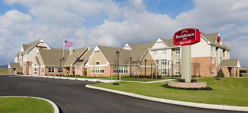 Hotel Carlisle & Embers Convention Center Dış mekan fotoğraf