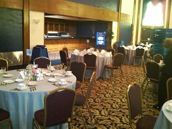 Hotel Carlisle & Embers Convention Center Dış mekan fotoğraf
